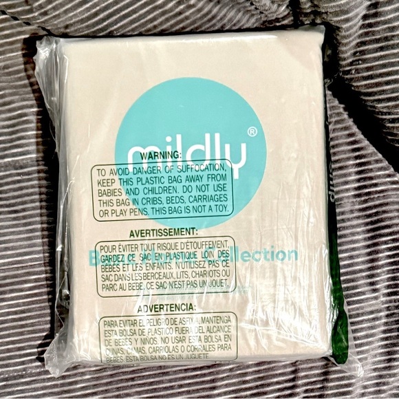 MILDLY Super Soft Duvet Cover - 3 piece full size - Picture 3 of 6